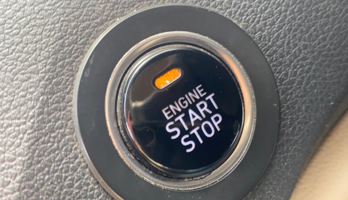 2019 Hyundai Verna 1.6 VTVT SX, Petrol, Manual, 49,754 km, Keyless Start/ Stop Button