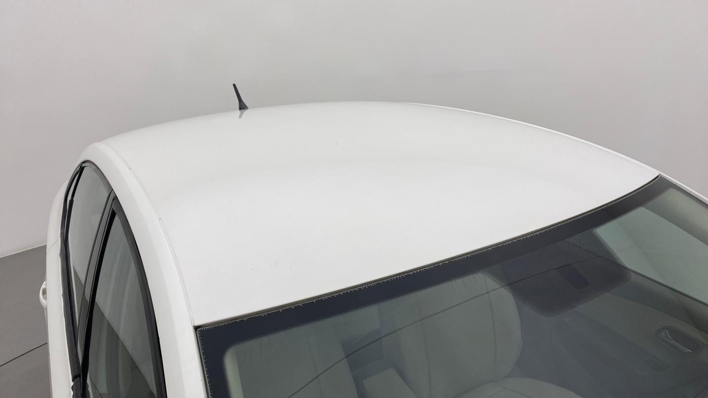 2014 Skoda Rapid ELEGANCE 1.6 TDI MT, Diesel, Manual, 84,401 km, Roof