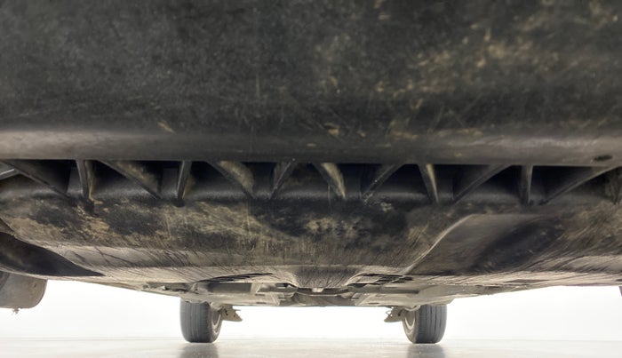 2014 Skoda Rapid ELEGANCE 1.6 TDI MT, Diesel, Manual, 84,401 km, Front Underbody