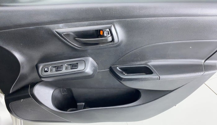 2013 Maruti Swift LXI D, Petrol, Manual, 53,719 km, Driver Side Door Panels Control