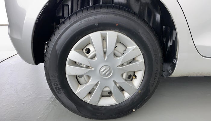 2013 Maruti Swift LXI D, Petrol, Manual, 53,719 km, Right Rear Wheel