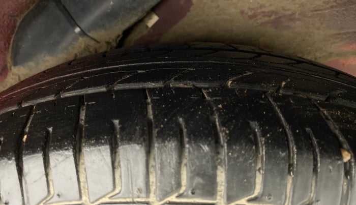 2010 Hyundai i10 SPORTZ 1.2, Petrol, Manual, 76,482 km, Left Rear Tyre Tread