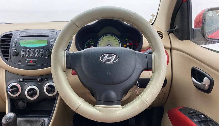 2010 Hyundai i10 SPORTZ 1.2, Petrol, Manual, 76,482 km, Steering Wheel Close Up