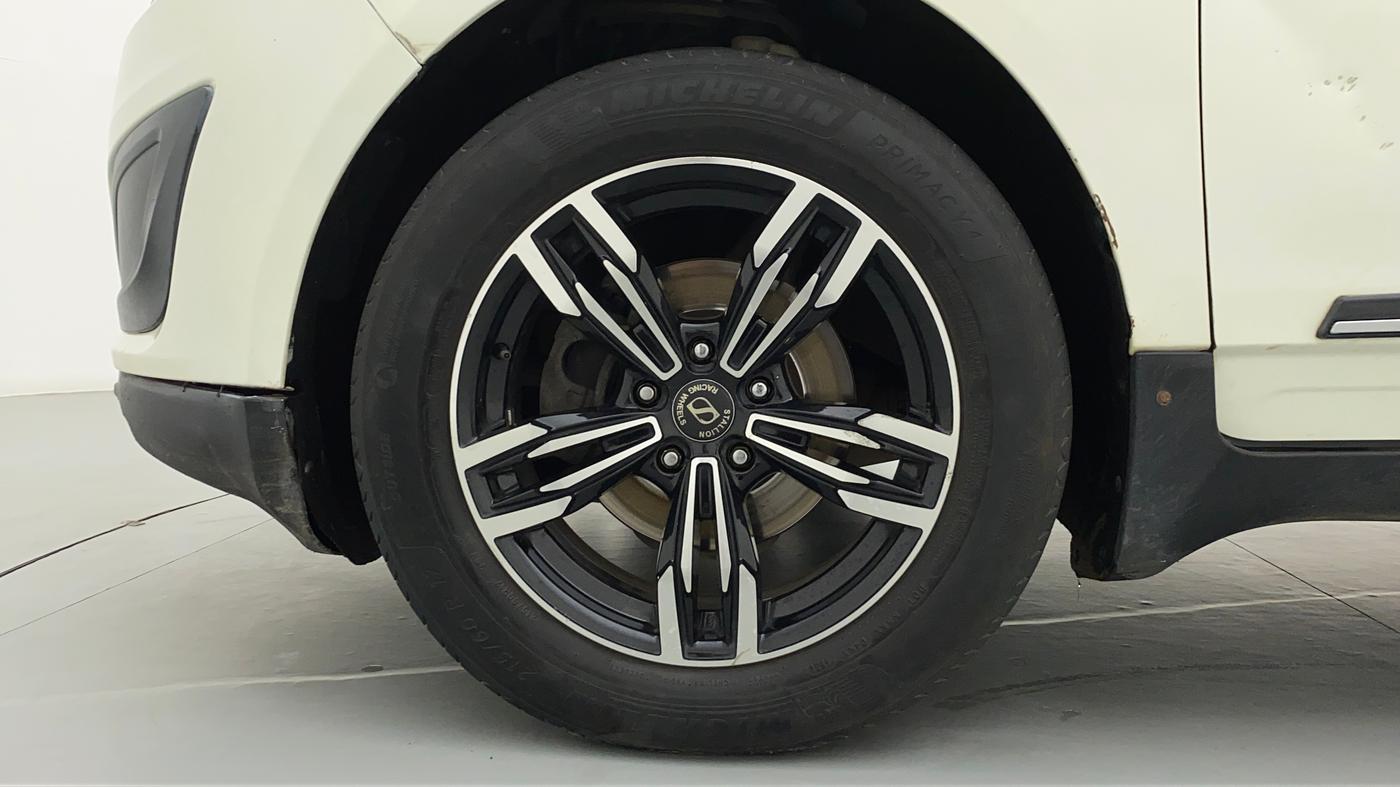2018 Mahindra MARAZZO M4 7STR, Diesel, Manual, 79,641 km, Left Front Wheel