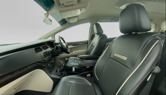 2018 Mahindra MARAZZO M4 7STR, Diesel, Manual, 79,641 km, Right Side Front Door Cabin