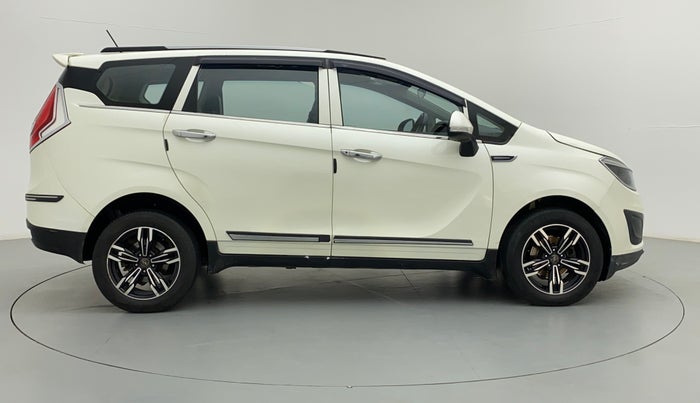 2018 Mahindra MARAZZO M4 7STR, Diesel, Manual, 79,641 km, Right Side