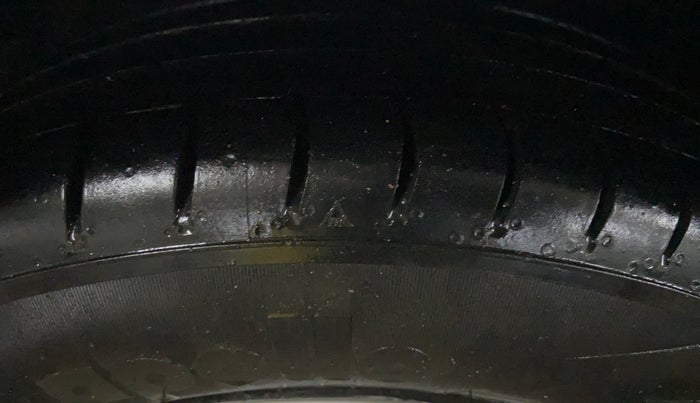 2019 Hyundai Grand i10 SPORTZ 1.2 KAPPA VTVT, Petrol, Manual, 89,450 km, Right Rear Tyre Tread