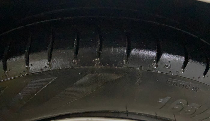 2019 Hyundai Grand i10 SPORTZ 1.2 KAPPA VTVT, Petrol, Manual, 89,450 km, Right Front Tyre Tread