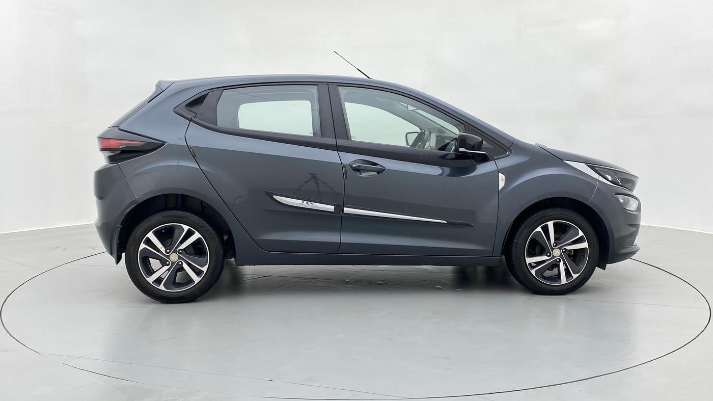 2020 Tata ALTROZ XZ 1.2, Petrol, Manual, 32,957 km, Right Side View