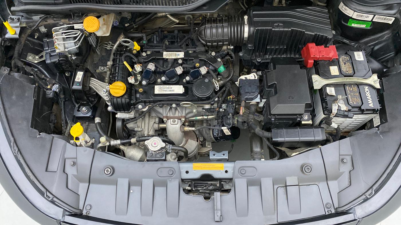 2020 Tata ALTROZ XZ 1.2, Petrol, Manual, 32,957 km, Open Bonet