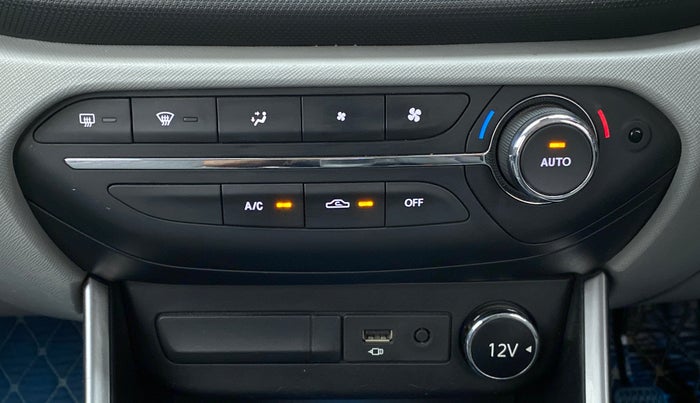 2020 Tata ALTROZ XZ 1.2, Petrol, Manual, 32,957 km, Automatic Climate Control