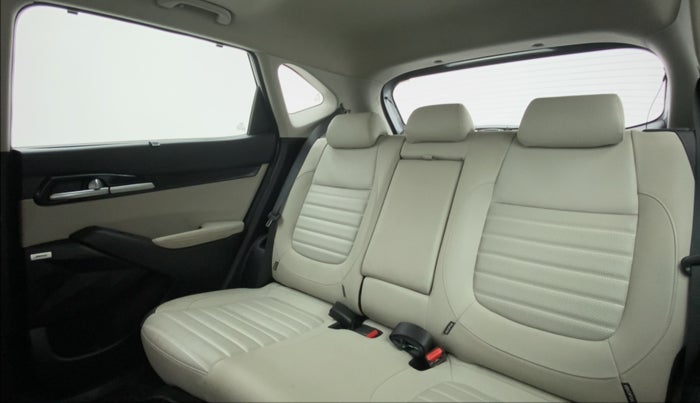 2019 KIA SELTOS 1.5 GTX+ AT, Diesel, Automatic, 23,169 km, Right Side Rear Door Cabin
