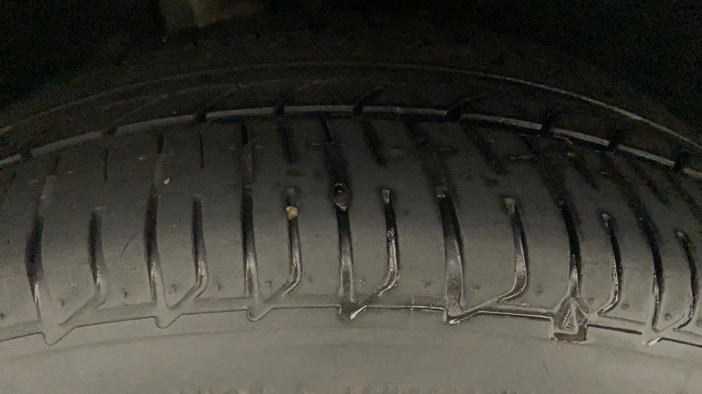 2017 Maruti Baleno ALPHA CVT PETROL 1.2, Petrol, Automatic, 78,830 km, Right Rear Tyre Tread