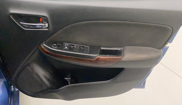 2017 Maruti Baleno ALPHA CVT PETROL 1.2, Petrol, Automatic, 78,830 km, Driver Side Door Panels Control