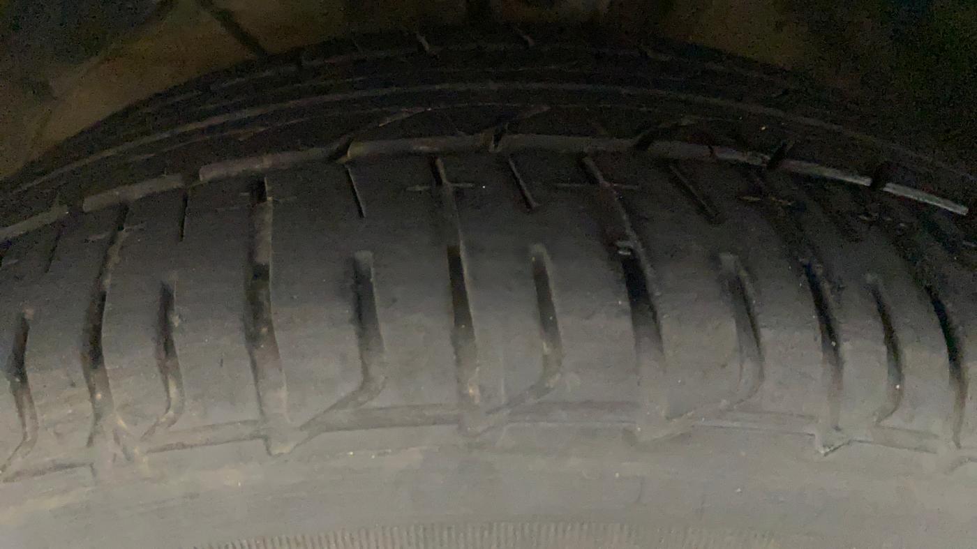 2017 Maruti Baleno ALPHA CVT PETROL 1.2, Petrol, Automatic, 78,830 km, Left Front Tyre Tread