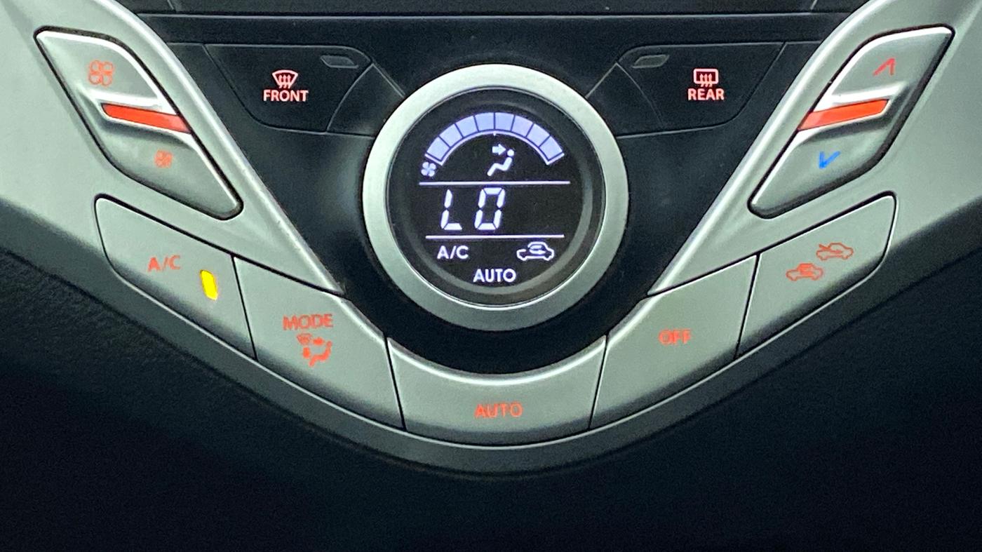 2016 Maruti Baleno ZETA 1.2 K12, Petrol, Manual, 44,006 km, Automatic Climate Control