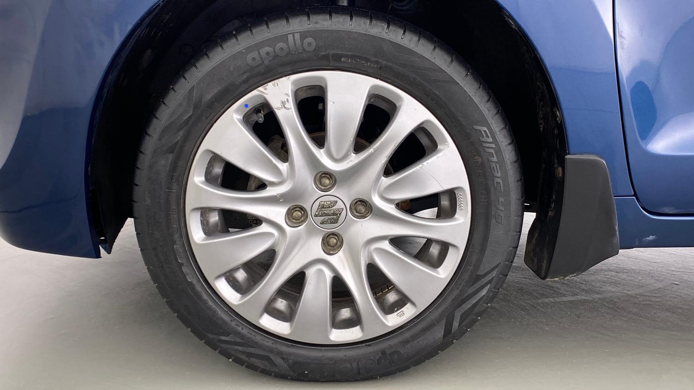 2016 Maruti Baleno ZETA 1.2 K12, Petrol, Manual, 44,006 km, Left Front Wheel