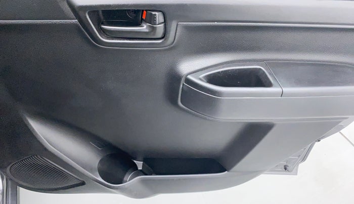 2022 Maruti S PRESSO VXI PLUS, Petrol, Manual, 14,301 km, Driver Side Door Panels Control
