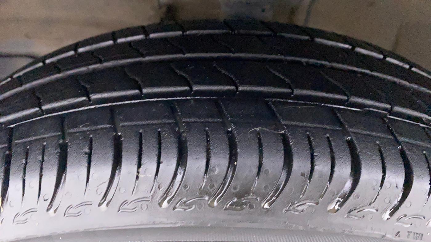 2022 Maruti S PRESSO VXI PLUS, Petrol, Manual, 14,301 km, Left Front Tyre Tread