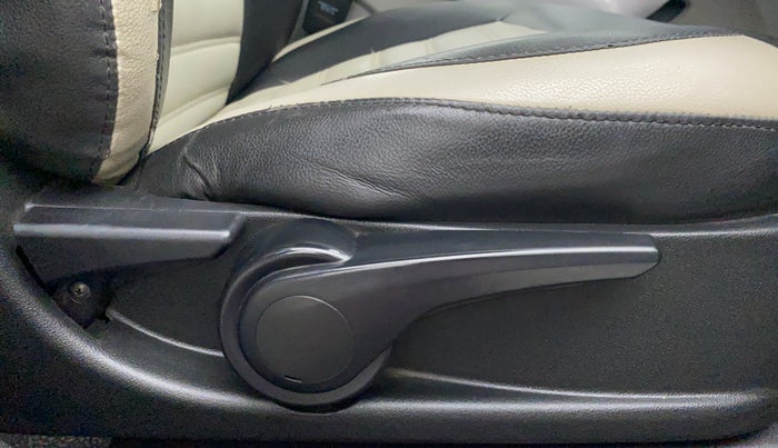 2018 Tata NEXON XZ+ 1.5, Diesel, Manual, 53,144 km, Driver Side Adjustment Panel