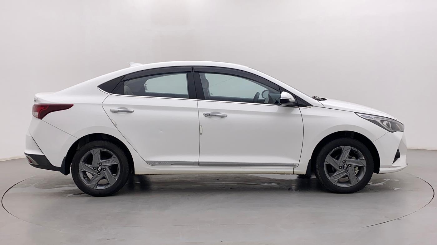 2021 Hyundai Verna SX 1.5 VTVT IVT, Petrol, Automatic, 18,919 km, Right Side View