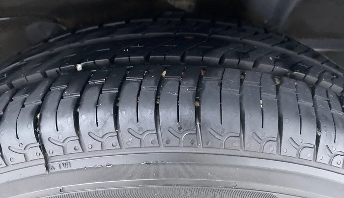 2021 Hyundai NEW SANTRO SPORTZ 1.1, Petrol, Manual, 5,702 km, Left Rear Tyre Tread