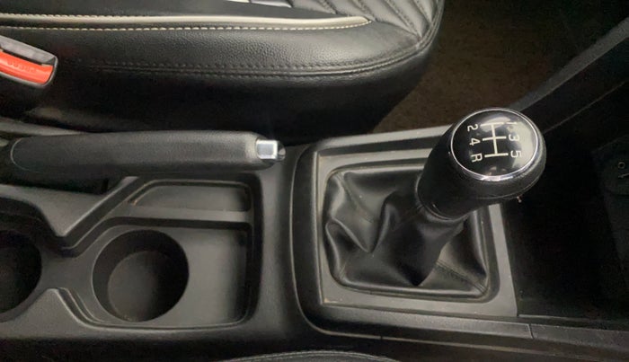 2020 Maruti Vitara Brezza ZXI PLUS, Petrol, Manual, 96,303 km, Gear Lever