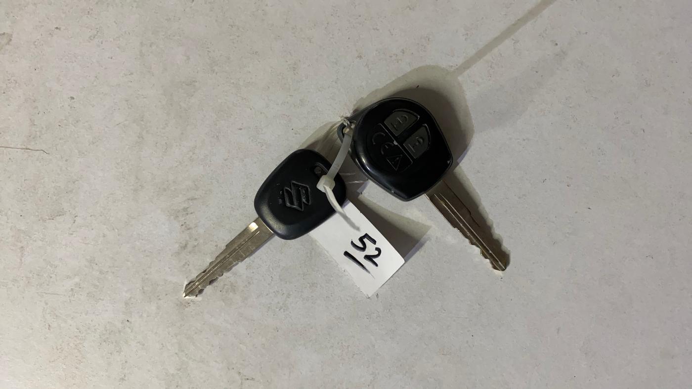 2020 Maruti S PRESSO VXI PLUS AMT, Petrol, Automatic, 29,227 km, Key Close Up