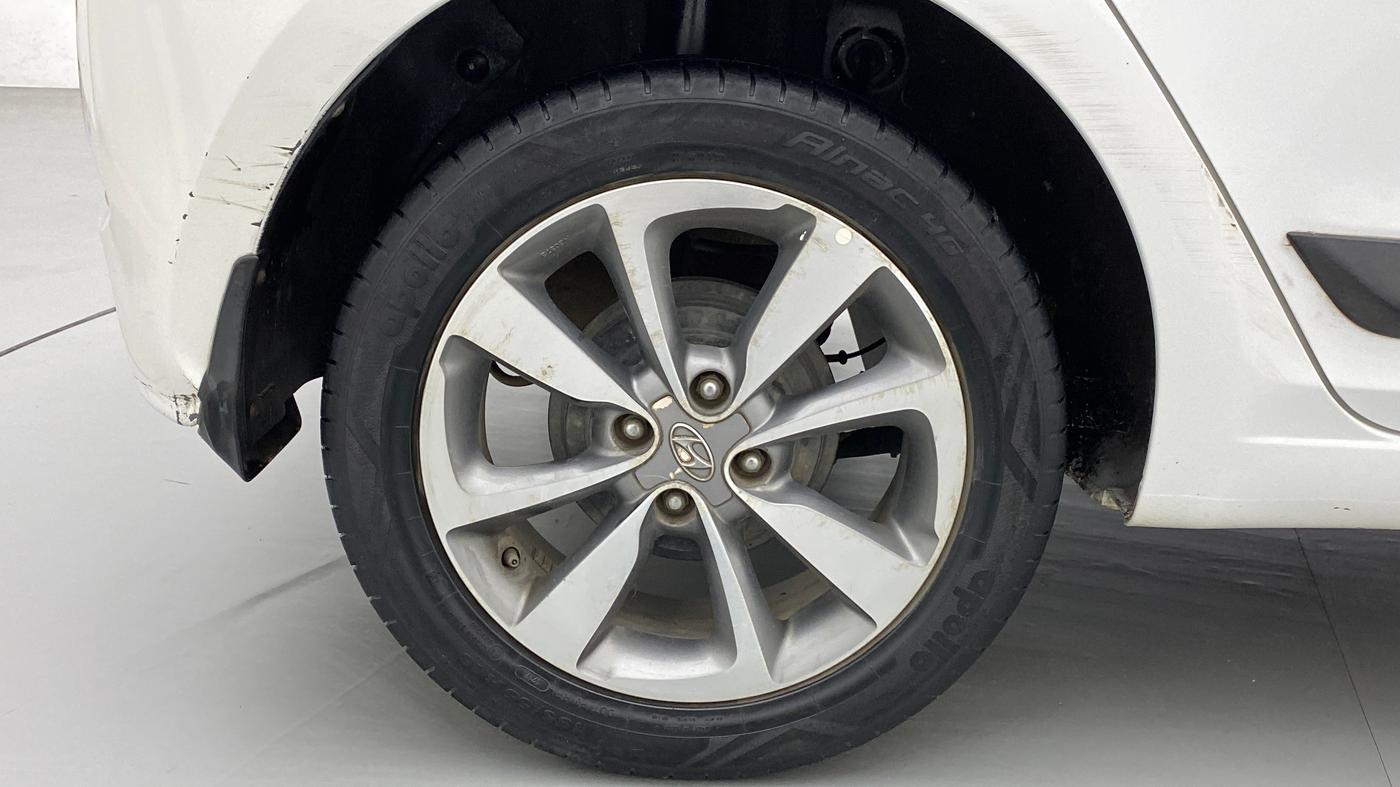 2017 Hyundai Elite i20 ASTA 1.2 (O), Petrol, Manual, 41,497 km, Right Rear Wheel