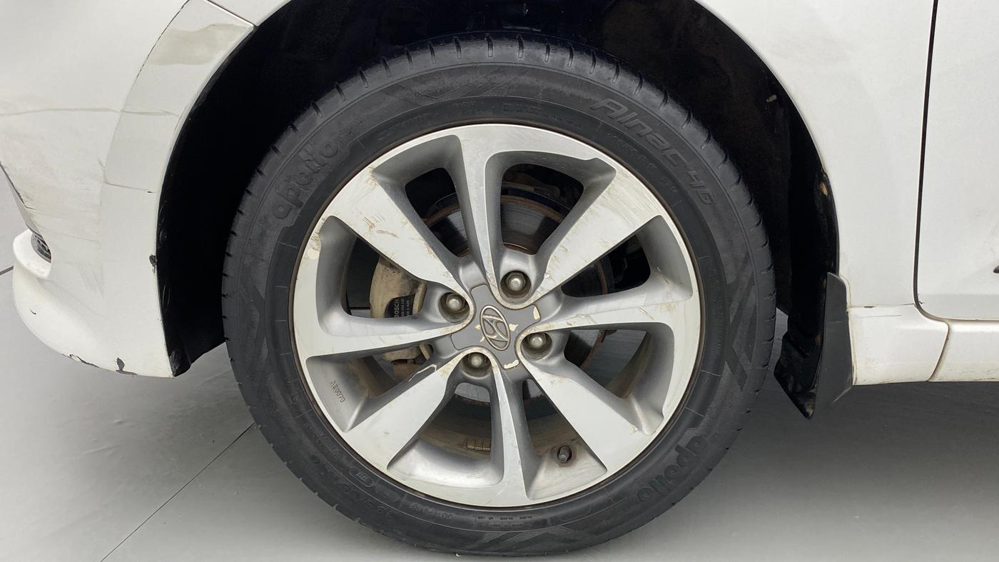 2017 Hyundai Elite i20 ASTA 1.2 (O), Petrol, Manual, 41,497 km, Left Front Wheel
