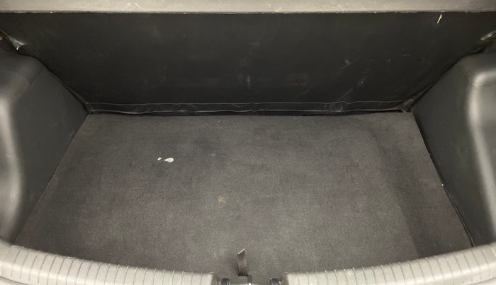 2017 Hyundai Grand i10 SPORTZ 1.2 KAPPA VTVT, Petrol, Manual, 50,583 km, Boot Inside