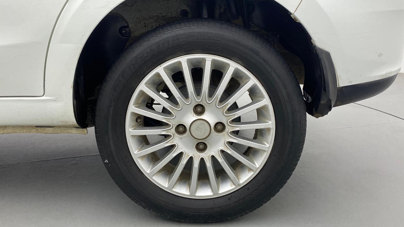 2016 Tata Zest XTA F-TRONIC DIESEL, Diesel, Automatic, 46,163 km, Left Rear Wheel