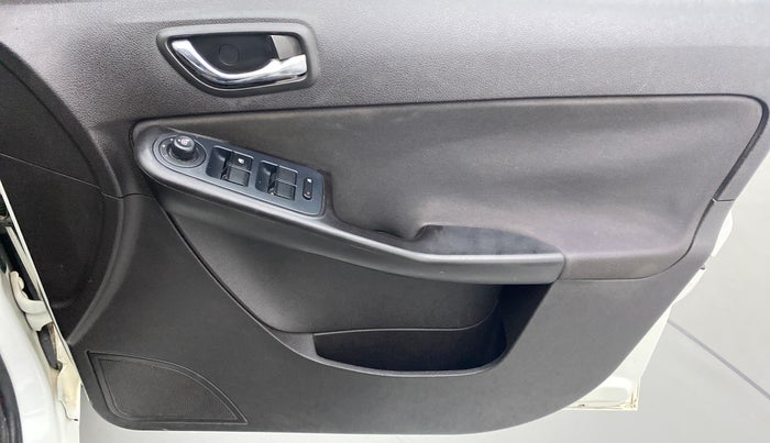 2016 Tata Zest XTA F-TRONIC DIESEL, Diesel, Automatic, 46,163 km, Driver Side Door Panels Control