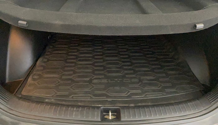2021 KIA SELTOS HTX ANNIVERSARY EDITION 1.5 PETROL IVT, Petrol, Automatic, 68,287 km, Boot Inside