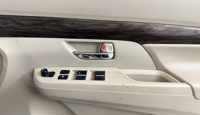 2021 Maruti Ertiga ZXI AT SHVS, Petrol, Automatic, 72,885 km, Driver Side Door Panels Control