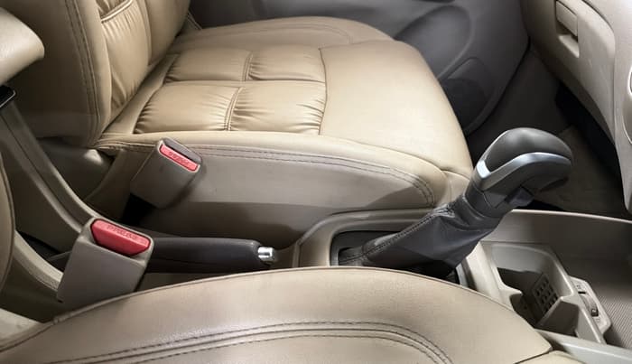 2021 Maruti Ertiga ZXI AT SHVS, Petrol, Automatic, 72,885 km, Gear Lever