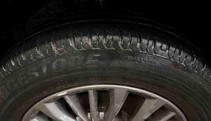 2021 Maruti Ertiga ZXI AT SHVS, Petrol, Automatic, 72,885 km, Left Front Tyre Tread