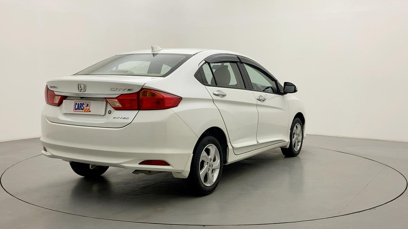2017 Honda City V MT PETROL, Petrol, Manual, 35,601 km, Right Back Diagonal
