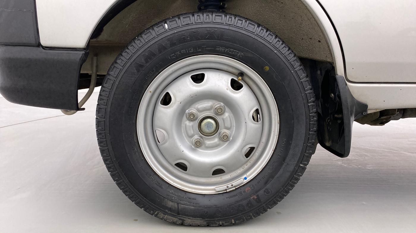 2019 Maruti Eeco 7 STR, Petrol, Manual, 24,832 km, Left Front Wheel