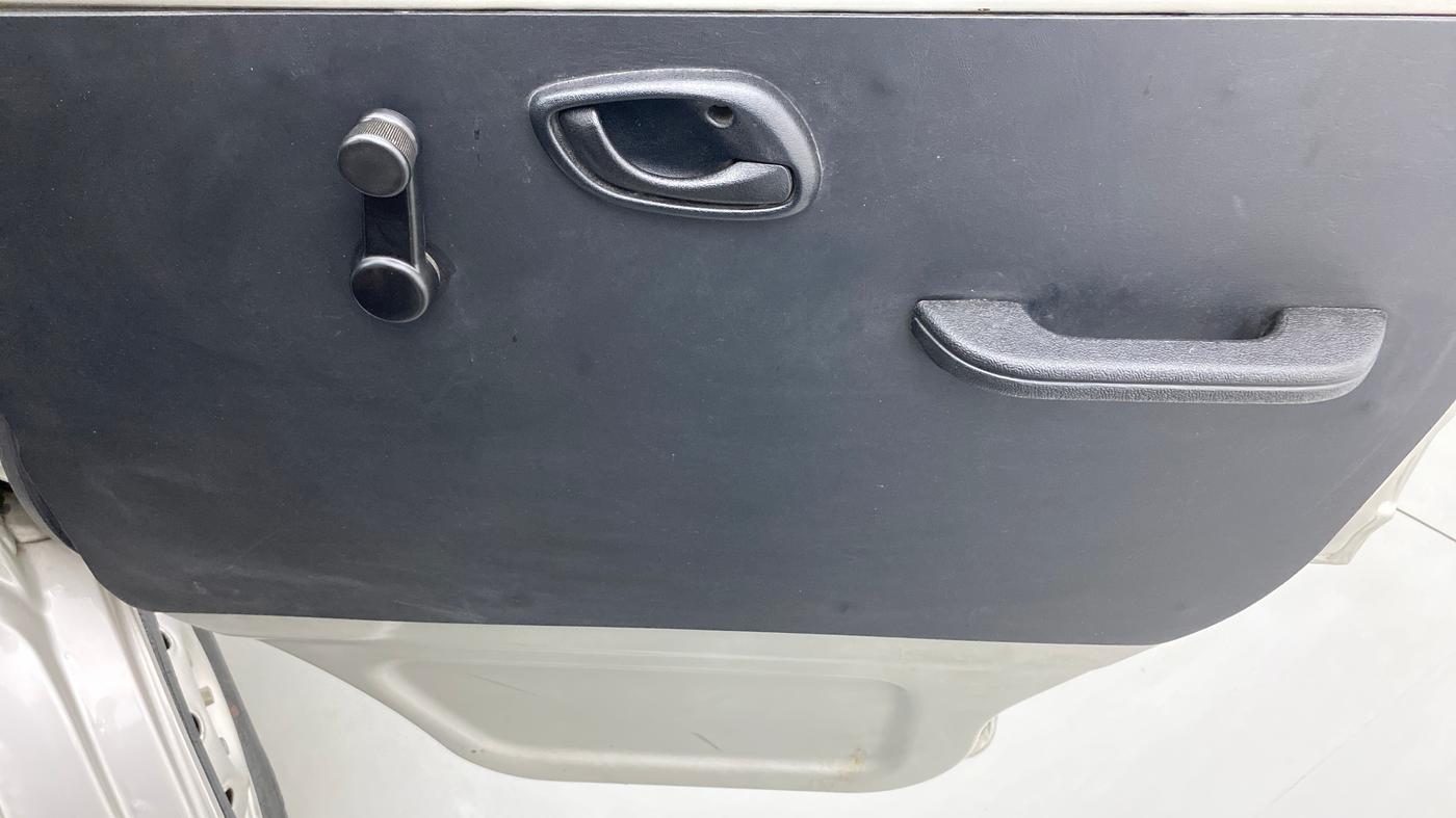 2019 Maruti Eeco 7 STR, Petrol, Manual, 24,832 km, Driver Side Door Panels Control