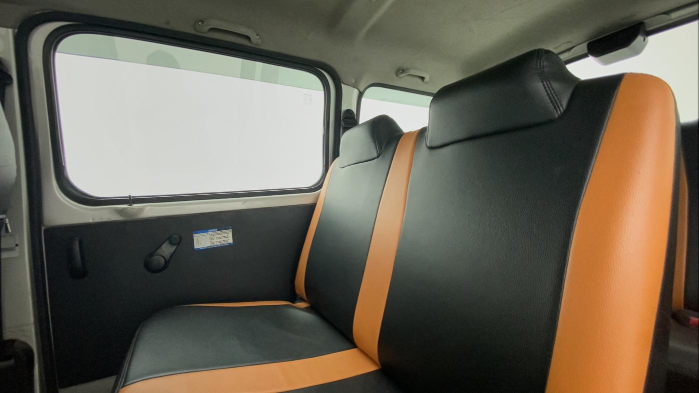 2019 Maruti Eeco 7 STR, Petrol, Manual, 24,832 km, Right Side Rear Door Cabin