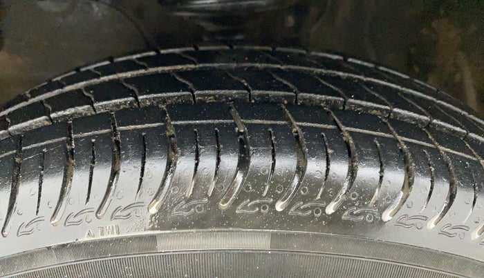 2020 Maruti S PRESSO VXI, Petrol, Manual, 5,239 km, Left Front Tyre Tread