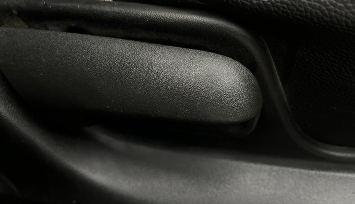 2016 Maruti Swift LXI (O), Petrol, Manual, 44,420 km, Driver Side Adjustment Panel