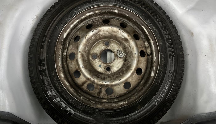 2016 Maruti Swift LXI (O), Petrol, Manual, 44,420 km, Spare Tyre