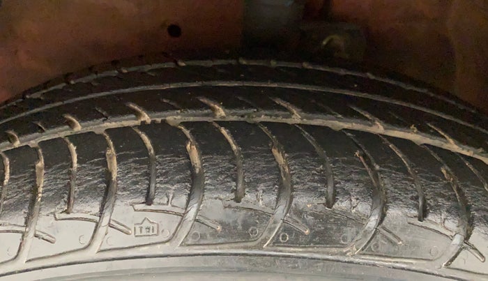 2017 Maruti Celerio ZXI AMT (O), Petrol, Automatic, 27,299 km, Left Front Tyre Tread