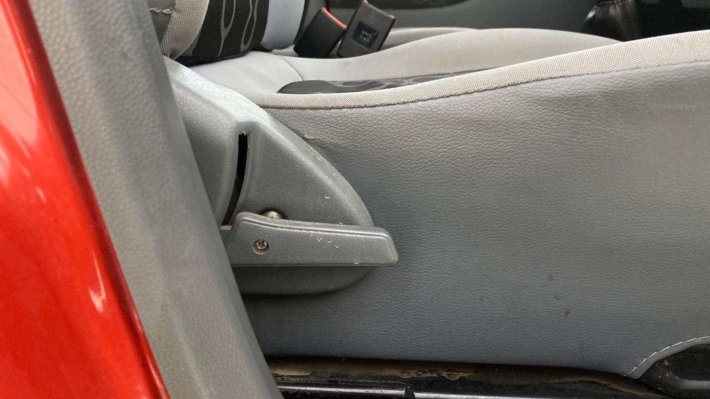 2014 Maruti Alto 800 LXI, Petrol, Manual, 24,657 km, Driver Side Adjustment Panel