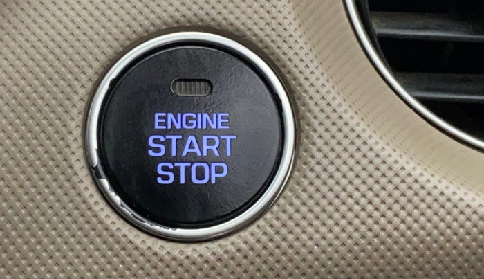 2016 Hyundai Grand i10 ASTA (O) 1.2 KAPPA VTVT, Petrol, Manual, 38,193 km, Keyless Start/ Stop Button