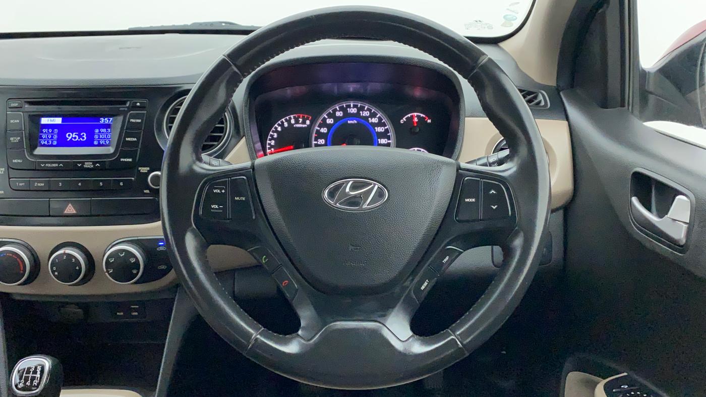 2016 Hyundai Grand i10 ASTA (O) 1.2 KAPPA VTVT, Petrol, Manual, 38,193 km, Steering Wheel Close Up