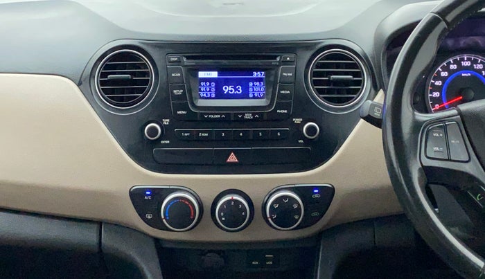 2016 Hyundai Grand i10 ASTA (O) 1.2 KAPPA VTVT, Petrol, Manual, 38,193 km, Air Conditioner