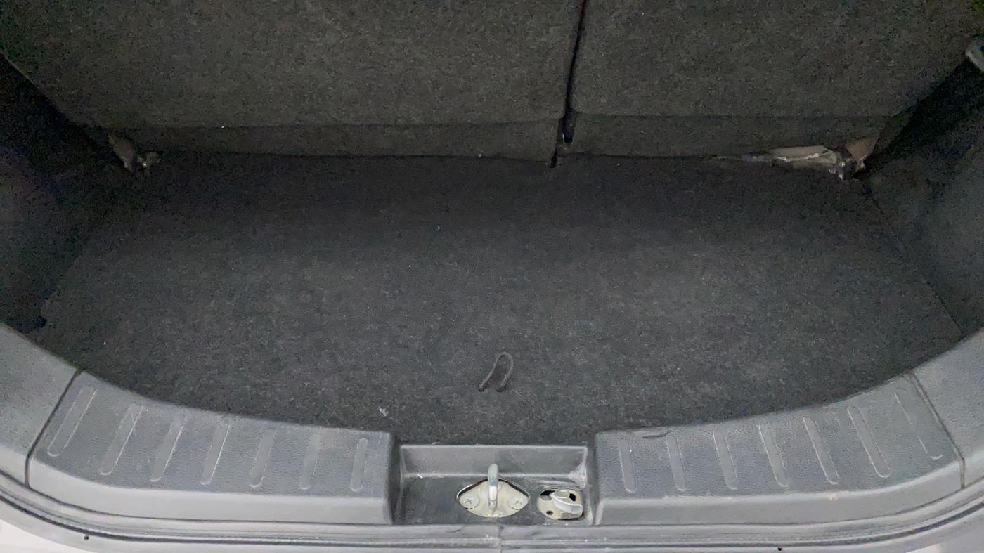 2014 Maruti Wagon R 1.0 VXI, Petrol, Manual, 25,501 km, Boot Inside View